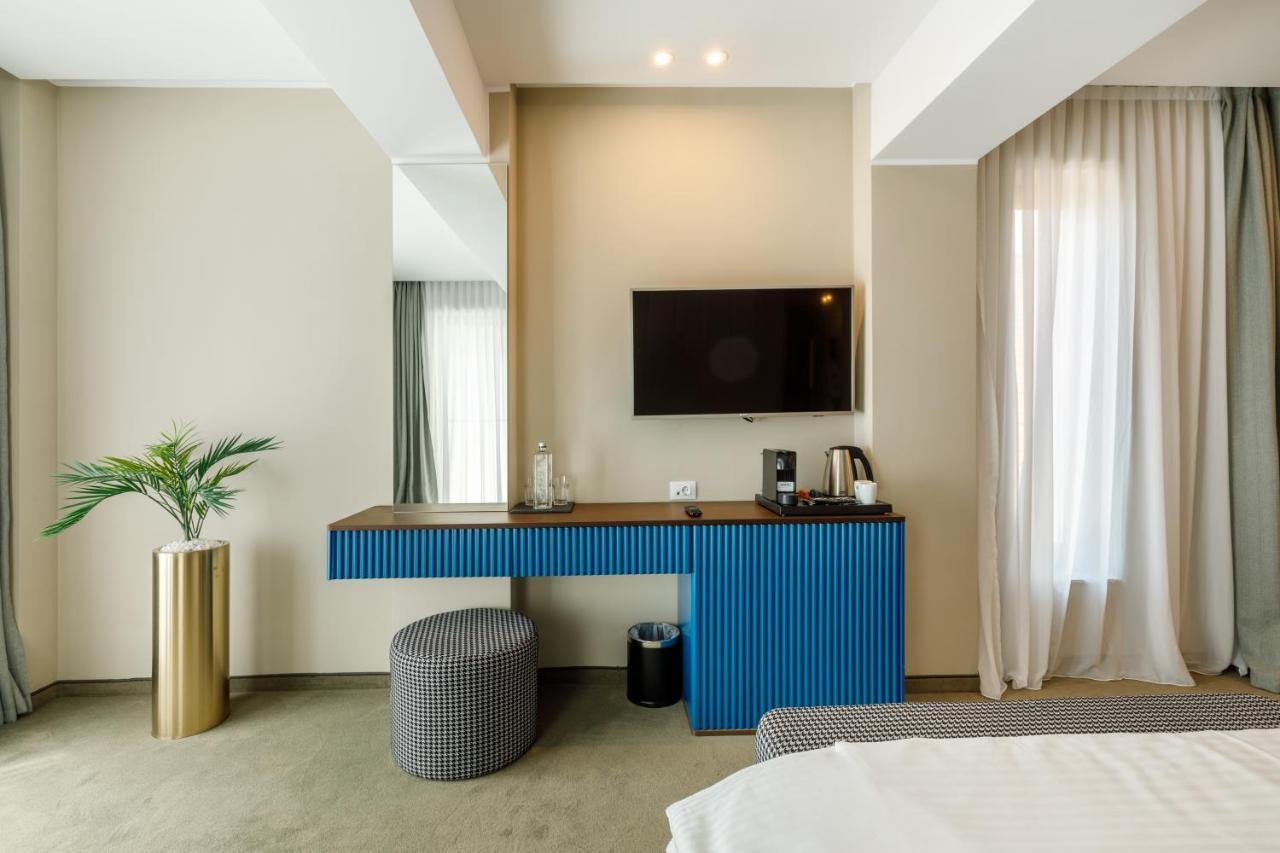 Onal Boutique Hotelier Mamaia Bagian luar foto