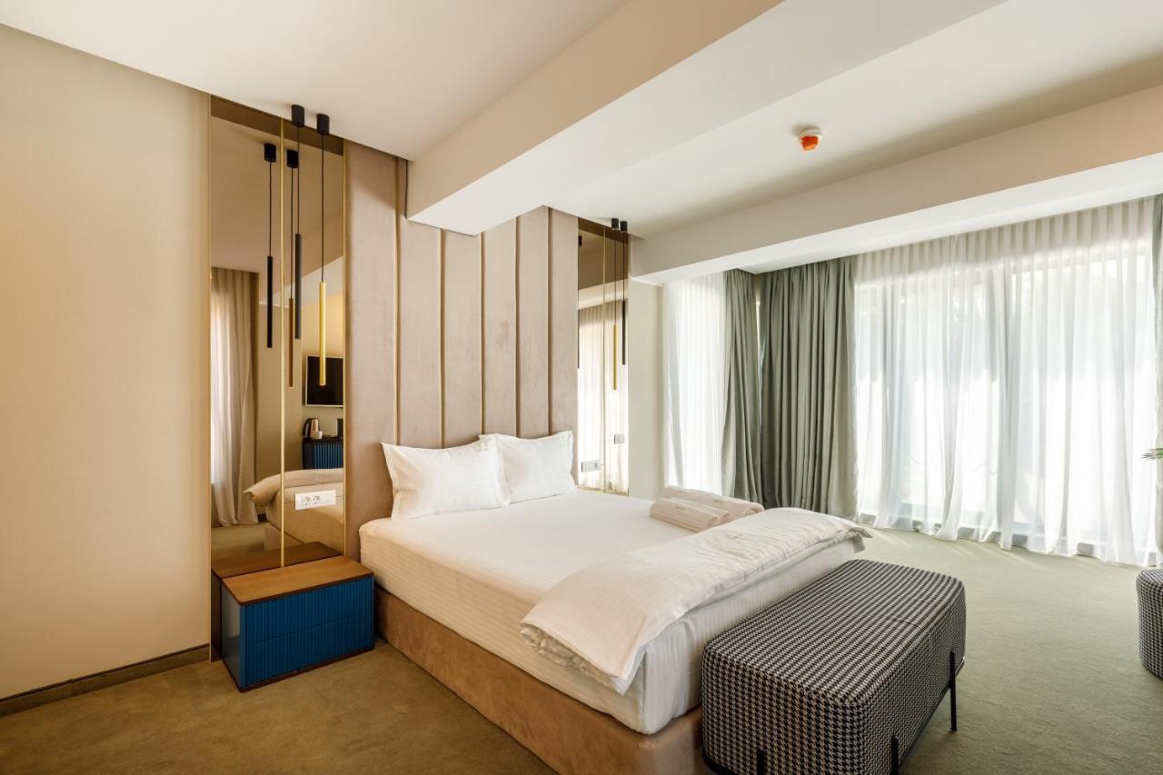 Onal Boutique Hotelier Mamaia Bagian luar foto