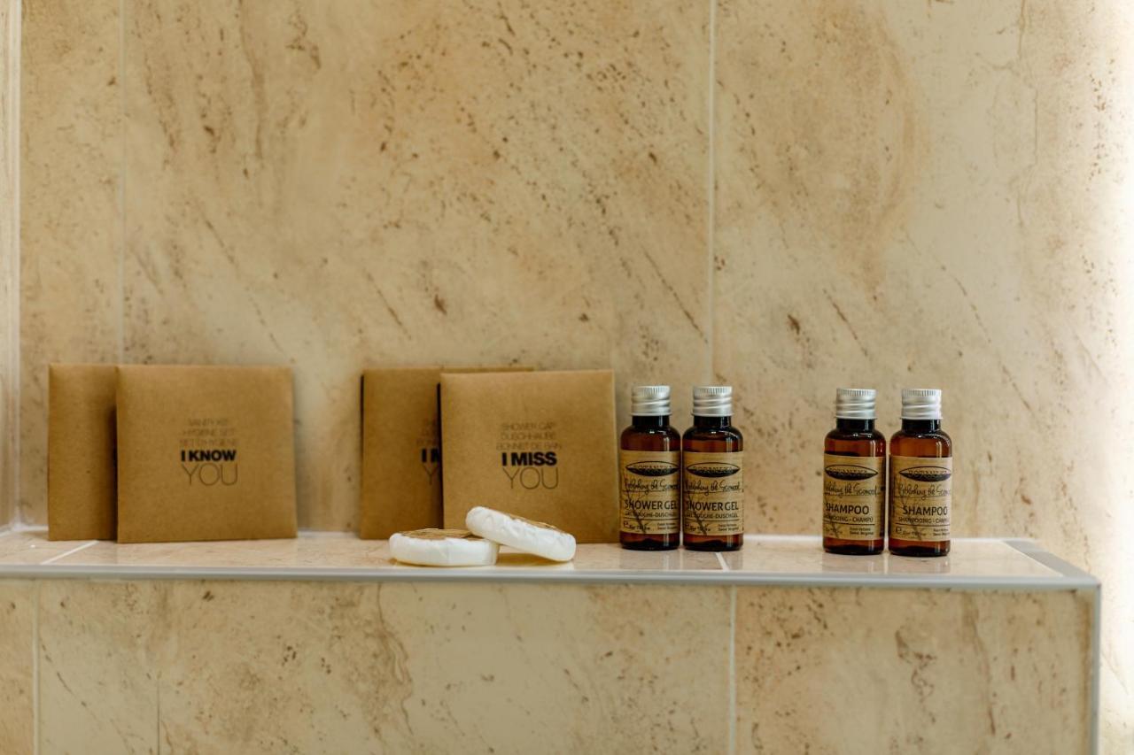 Onal Boutique Hotelier Mamaia Bagian luar foto