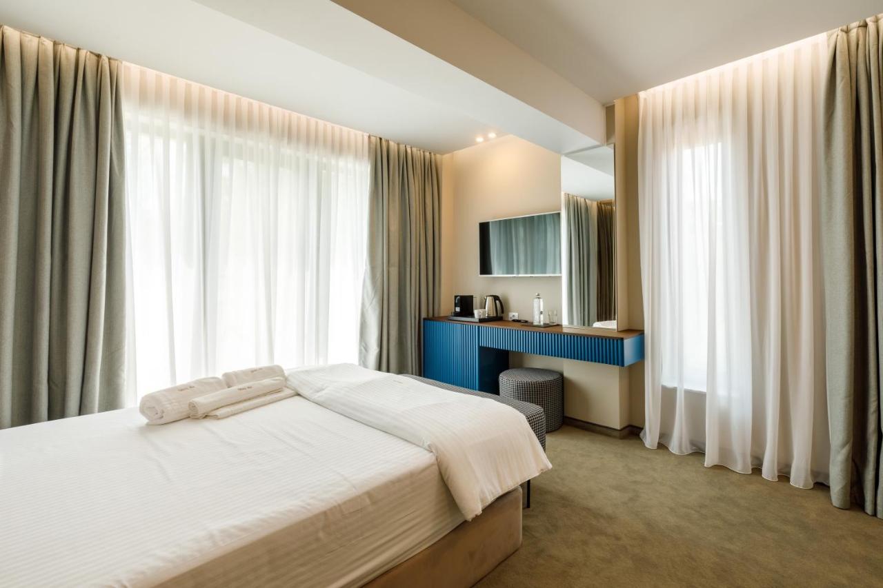 Onal Boutique Hotelier Mamaia Bagian luar foto