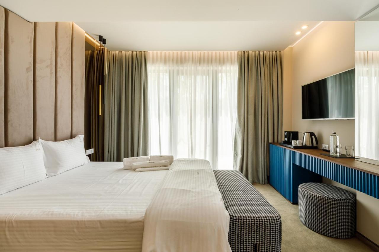 Onal Boutique Hotelier Mamaia Bagian luar foto