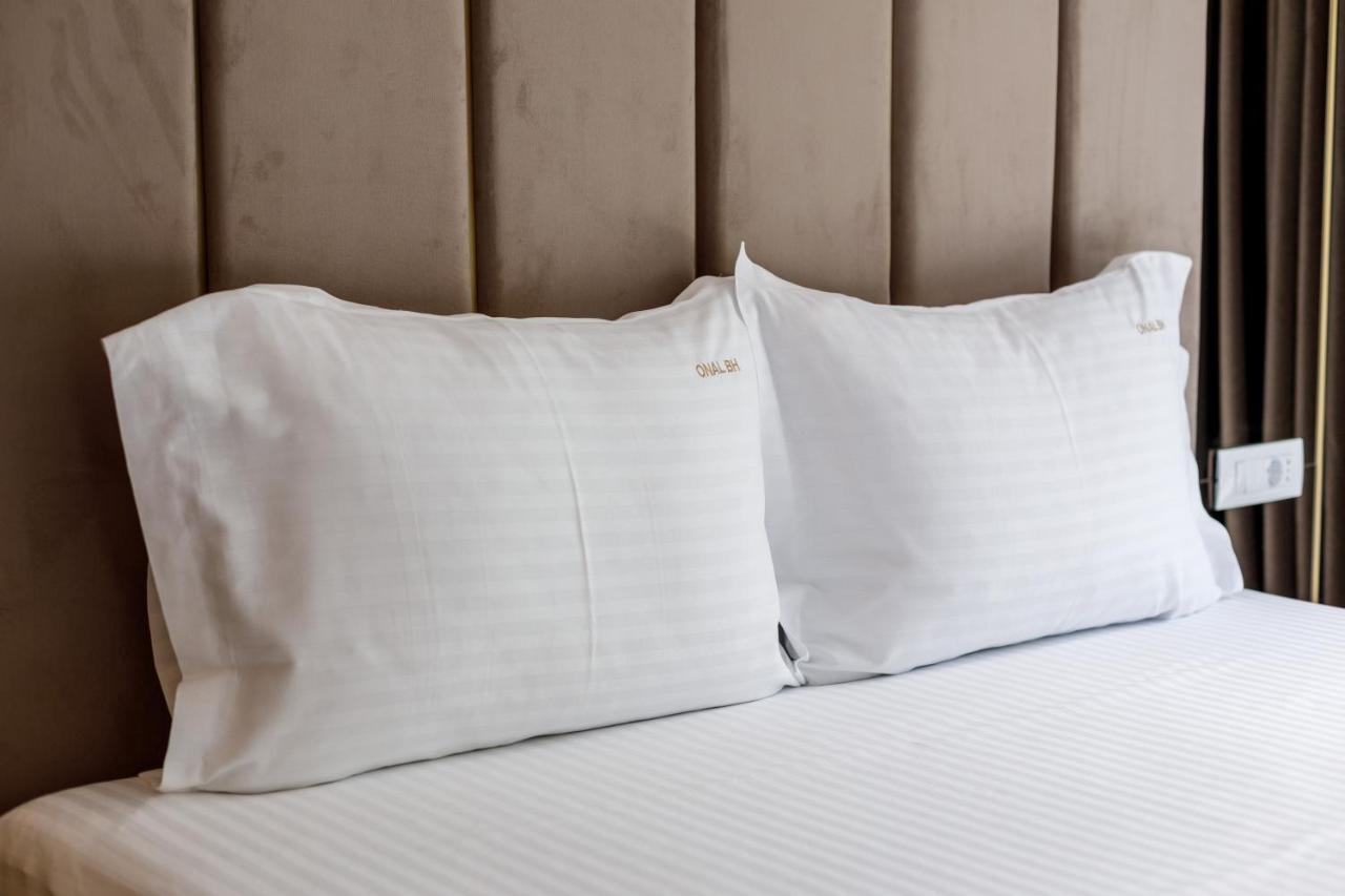 Onal Boutique Hotelier Mamaia Bagian luar foto