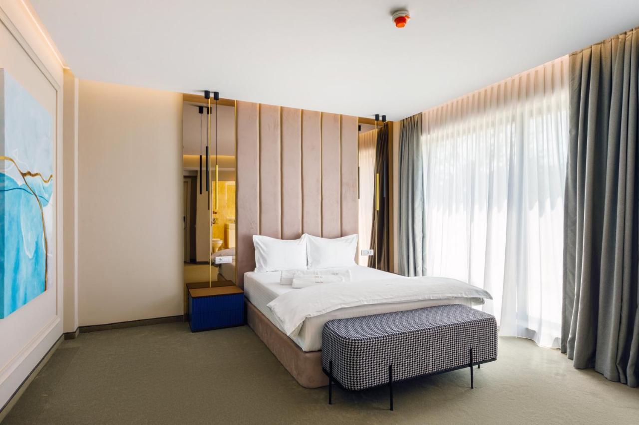Onal Boutique Hotelier Mamaia Bagian luar foto
